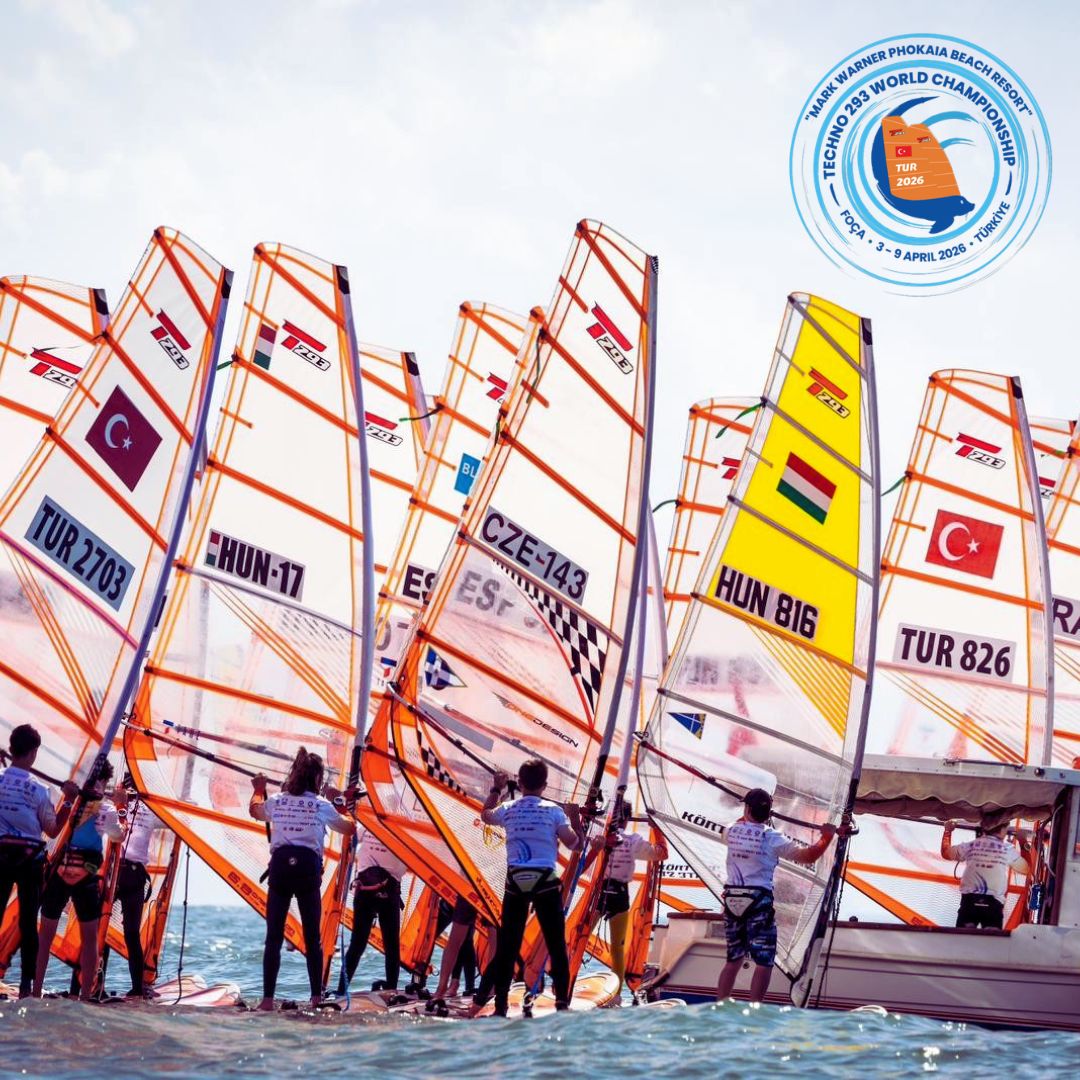 Foça'da şampiyona sevinci